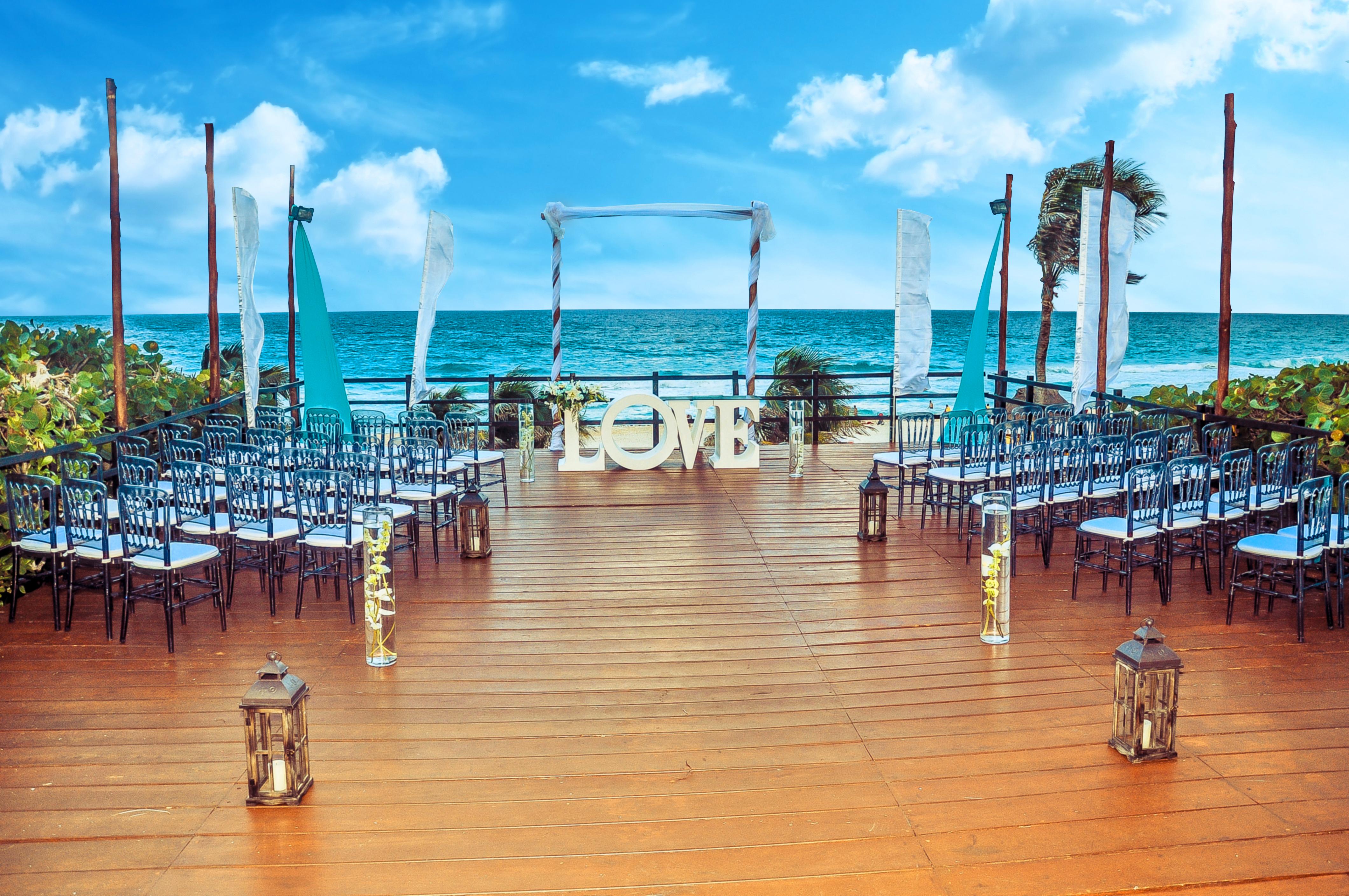 The Pyramid Cancun By Oasis Eksteriør billede The Beachfront Chapel at The Westin Resort & Spa, Puerto Vallarta