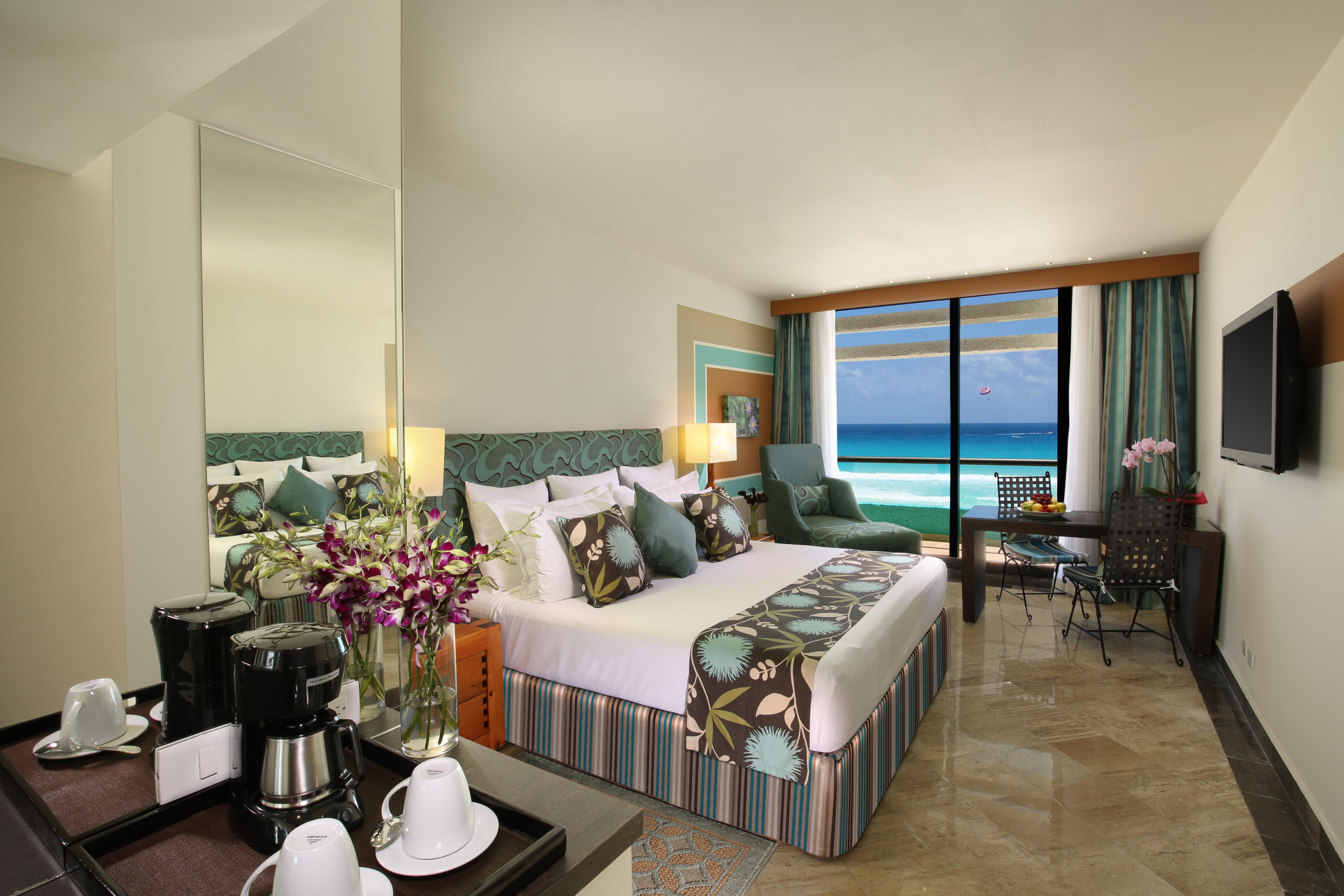 The Pyramid Cancun By Oasis Eksteriør billede A room at the Hard Rock Hotel