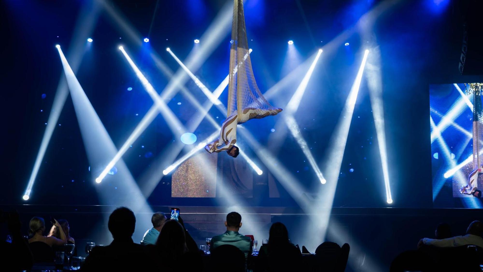 The Pyramid Cancun By Oasis Eksteriør billede Aerialist