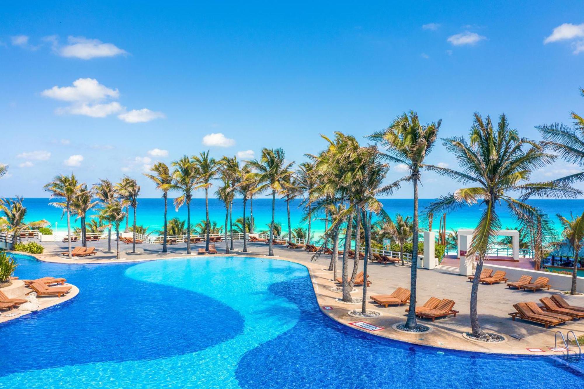 The Pyramid Cancun By Oasis Eksteriør billede Cancún