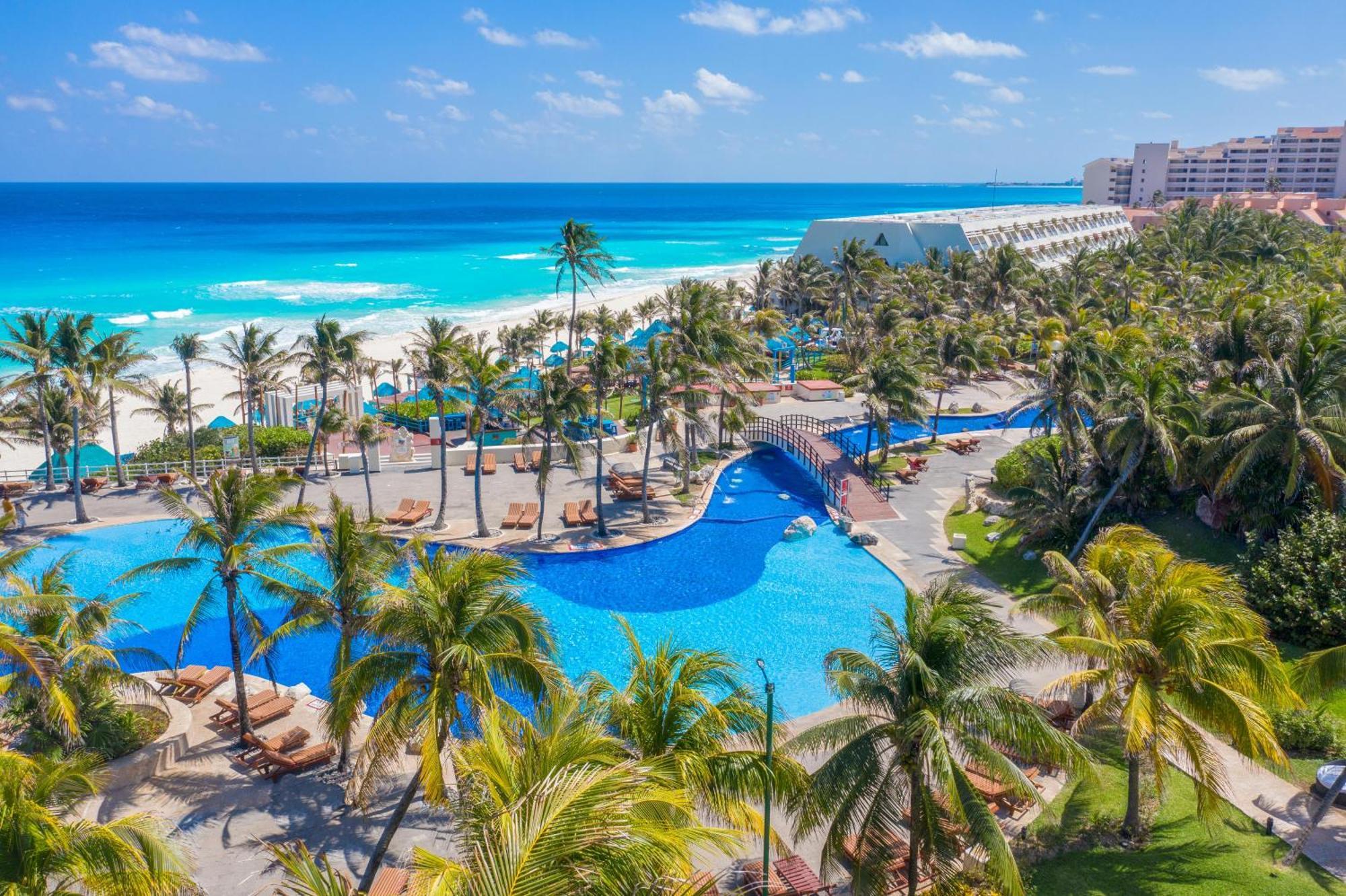 The Pyramid Cancun By Oasis Eksteriør billede Cancún